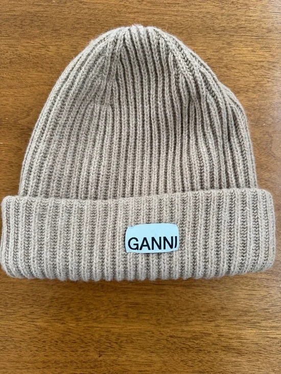 Ganni Neutral Tan Ribbed Cuffed Beanie - Picture 1 of 1